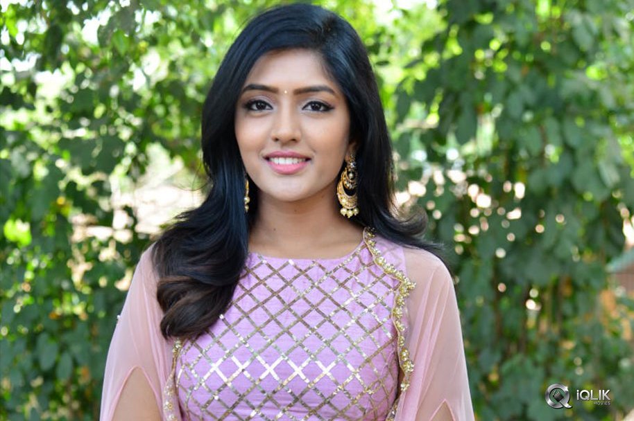 Eesha-Rebba-New-Photos